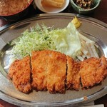 Miyoshi - ロ－スカツ定食
