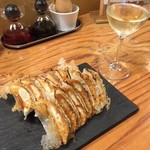 スタンドシャン食 Osaka北新地 Champagne & GYOZA BAR - 