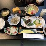 Oyadokyuugetsu - 朝食の全て