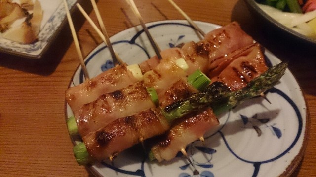 昭和の香りが残る店 By 北沢2丁目 焼鳥 さかえ 下北沢 焼鳥 食べログ