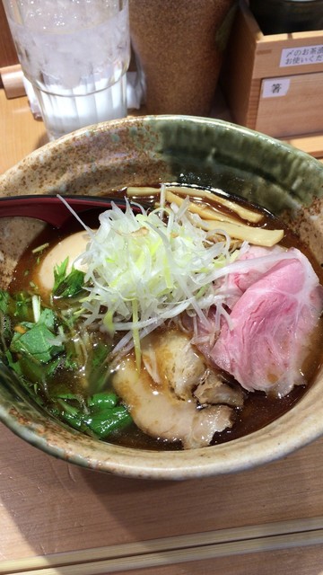 焼きあご塩らー麺 たかはし 新宿本店>