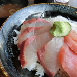 まぐろやさん 柳橋 - 三色丼1,000円