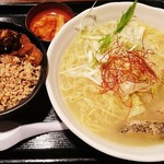 Shibano Toriichidai - 鳥塩ラーメン ミニきじ丼セット 950円