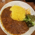SPICY CURRY 魯珈 - 限定カレー 辛口！薬膳黒ビーフカレーのライス大盛