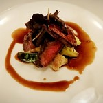 ラ メゾン ド タカクサギ - 牛肉リブロースの網焼き チョコレート風味のソース