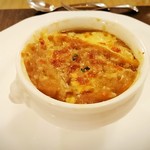 ラ メゾン ド タカクサギ - オニオングラタンスープ