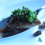 サーラ アマービレ - フォアグラのポワレ　ワイルドライスと花山椒添えＵＰ（11.5月）