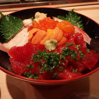 築地青空三代目 本店 - 四色丼
