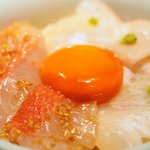 立場割烹 SSAW - 季節のぜいたく御膳 1000円 の金目鯛と寒平目の漬け丼