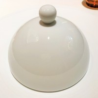 ロオジエ - 蓋をした状態で登場