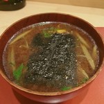 大天寿司 - 赤出汁(この日はじゅんさい)