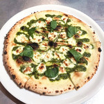 PIZZERIA ALBERI - ジェノベーゼ（680円）