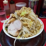 Menderu - ラーメン、ヤサイ、タマネギ、アブラ