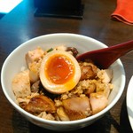 らーめん 鶏喰 - 味玉のせ