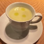モメンティ・フェリチ - H.29.10.28.昼 ランチコース 3,000円税込のスープ