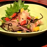 Wafuu Izakaya Katsura - 真鯛の塩こぶ和え　580円