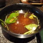 とんかつ マンジェ - 豚の筋で採ったスープ山椒風味　タピオカ入りです