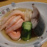 魚道場 - 〆鯖とてんこ盛りずわいがにの酢の物