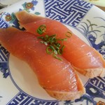 廻鮮寿司 塩釜港 - 漬けマグロ250円(税込)私は生マグロの方が好みだな。