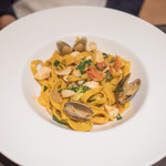 CIAK - All Day Italian - 旧正月1日目は260HKDのランチから旦那のメインSeafood Ragout Fettucine 美味い