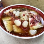 天神そば - 3番(大盛り) 卓上にある一味2種類をブレンド♪そして らっきょ♪