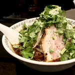 スパイス・ラー麺 卍力 - ＜2018年02月再訪・41回目＞ スパイスラーメン・もやし・パクチー・にんにく・1 ,080円