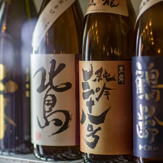 A wide variety of drinks including lemon sour, sake and shochu from all over the country