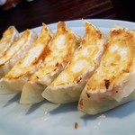 焼きぎょうざ(300円)です。