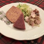 ハンス・ホールベック  - 豪華な前菜です