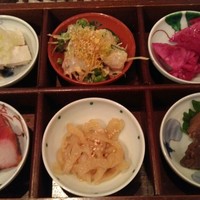ＳＩＬＩＮ 火龍園 - 料理長おまかせの前菜盛り合わせ