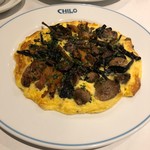 シェ シロ - フランス産キノコのオムレツ
