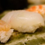 赤坂 すし 秀 - おまかせ15貫握り 1944円 のヒラメ