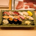 赤坂 すし 秀 - おまかせ15貫握り 1944円