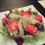 Restaurant L'Etroit - フルーツトマトの野菜サラダ（４００円）