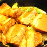 ヤンバル食堂 - ラフテー丼ズーム