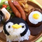 Smile Kitchen - ペンギンプレート（ハーフ）１，１８０円。