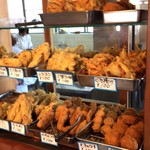 ふるかわうどん - ふるかわさんの惣菜…
      いつもどれにしようかと悩みます。(^^;;