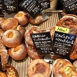 Pane Ho Maretta - 中央テーブル３