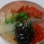 オオゼキ - 贅沢厚切りサーモン弁当　1,019円