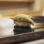 日本橋蛎殻町 すぎた - 【握り】紫雲丹