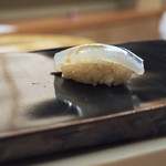 日本橋蛎殻町 すぎた - 【握り】サヨリ