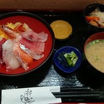 粋魚や - 海鮮丼(ランチ)
