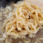 麺屋十郎兵衛 - 煮干拉麺濃厚はピロピロの平打ち太麺