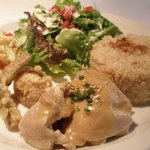 マザーエスタ - 蒸し鶏のゴマソース　ごぼうとジャガイモのフリット