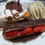 パティスリー プレジール - お皿に乗せてみた