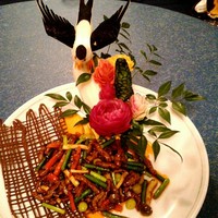 赤坂 四川飯店 - 鳥と花は野菜細工