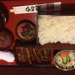 うなぎ料理　志おや - 