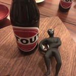 箕面ビールと栓抜き