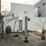 まるで美術館のよう「世沙弥」