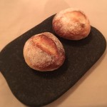 カーサ カルマ - 自家製パン